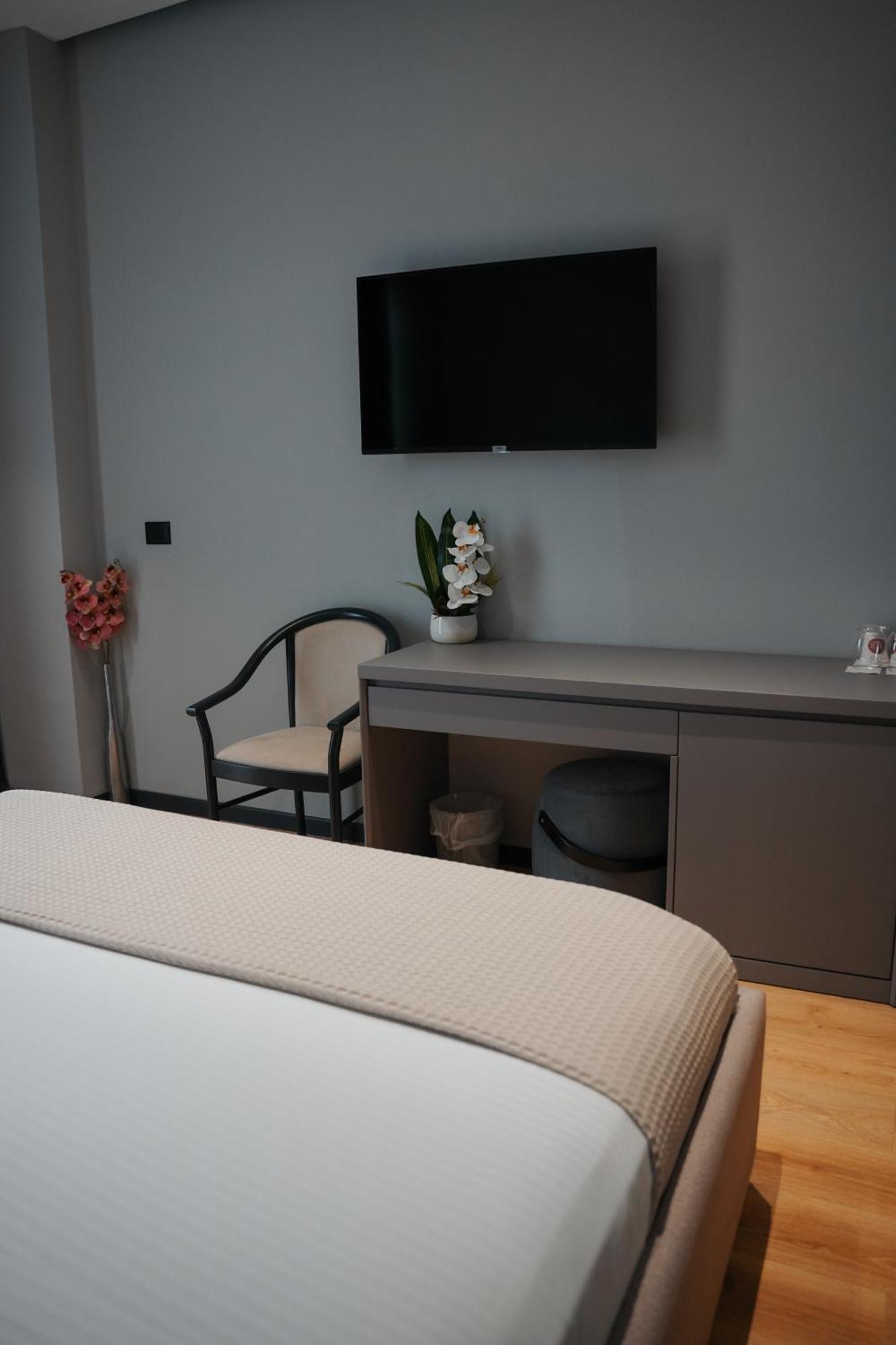 Toer Hotel & Spa Saranda Zewnętrze zdjęcie