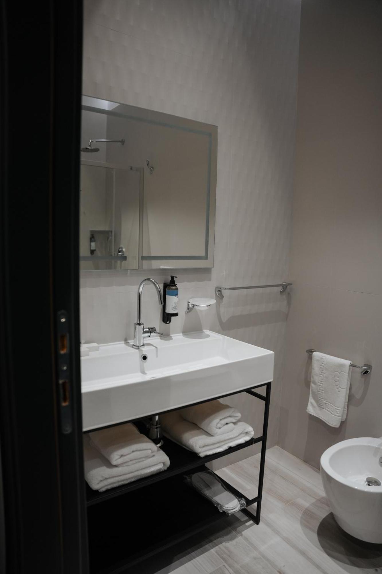 Toer Hotel & Spa Saranda Zewnętrze zdjęcie